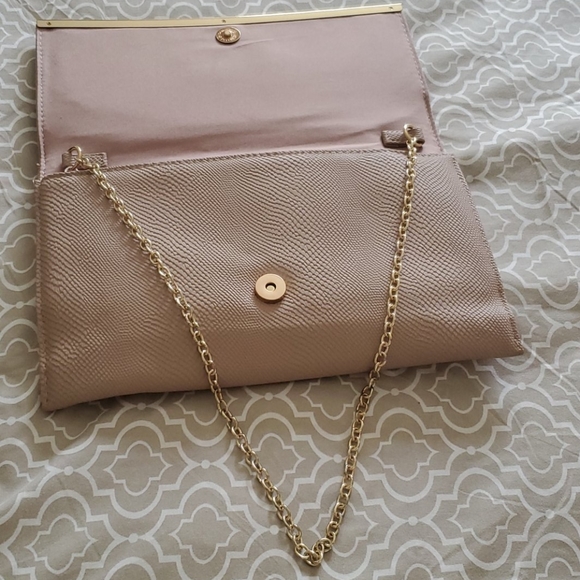 Purse - Picture 2 of 3